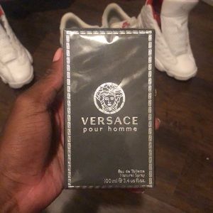 50$ Versace colon BRAND NEW!!! Never used